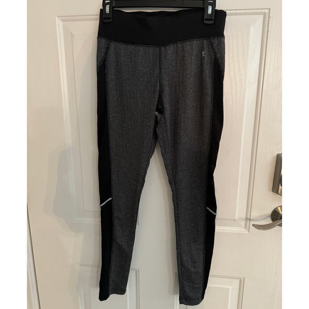 Women's Danskin Now Gray and Black Leggings - Size 4-6